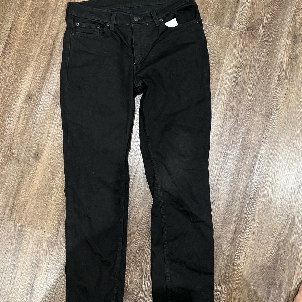 Levi's Men's Black Straight Jeans